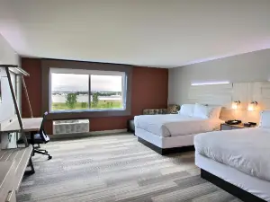 Holiday Inn Express & Suites Fond Du Lac