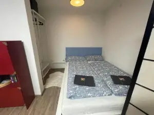 #4 Modern & Comfortable Apartment