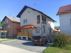 Venite Apartments