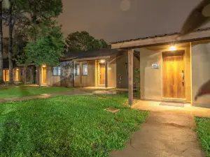 Pirayu Hotel & Resort