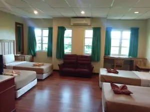 Arwana Inn
