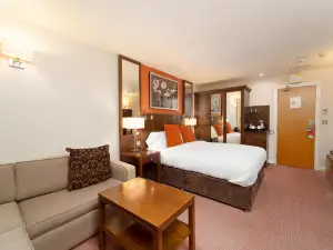Best Western Plus Milford Hotel