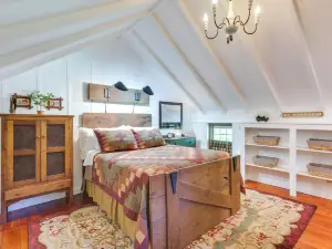 Restored Buchanan Log Cabin on 9-Mile Creek!