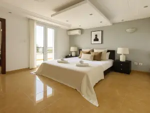 Spacieux Appartement à Hydra