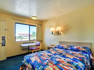 Motel 6 Nogales, AZ - Mariposa Road