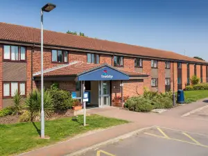 Travelodge Great Yarmouth Acle