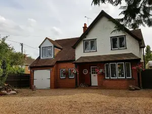 Sadlers Guest House