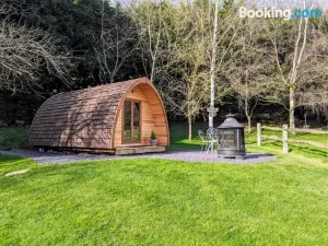 Glamping at Honnington Farm