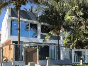Sofy House