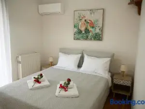 Georgia's Comfort City Center Apartment