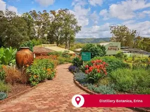 Terrigal Beach Home with Jacuzzi