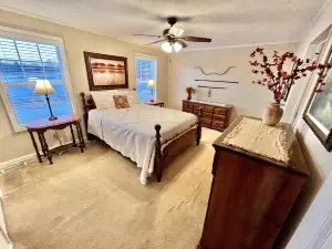 NetZero 3 Bedroom Farmhouse on Blue Ridge Parkway