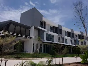 Hotel Chuan Chom The High Resort Saraburi