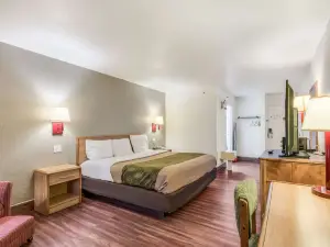 Econo Lodge Truman Inn