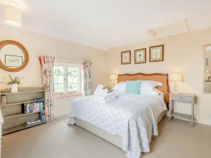Minnie - Tiger Inn