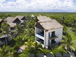 타고 툴룸 바이 G 호텔스