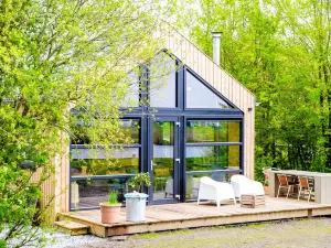 Waterlodge Tomke in Nes