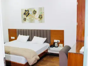 The Loya Hotel