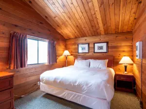 Lac le Jeune Resort