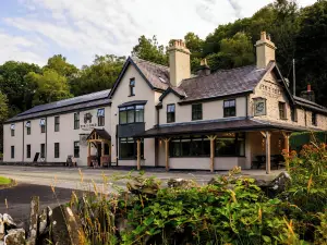 Tyn-y-Coed Inn