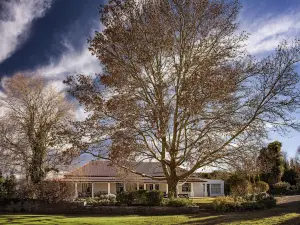 Ganora Guest Farm, Camping and Excursions