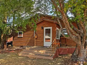 Newport Cabin, 호수 전망치료를 위한 프라이빗 포치 & 그릴!