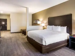 コンフォートスイーツ ブランズウィック タウンセンター