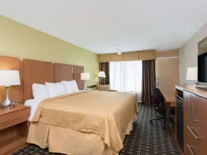 Days Inn & Conf Center by Wyndham Southern Pines Pinehurst