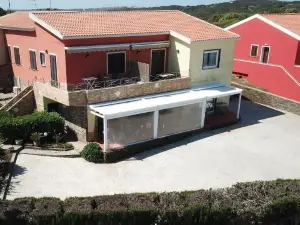 Roccabianca Rooms & Studios