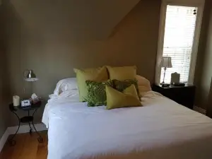 Hellemsfield Inn & Bed and Breakfast