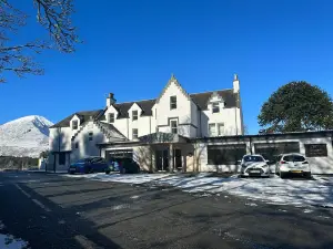 Broadford Hotel