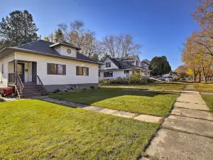 Family Home w/ Yard, Half-mi to Lake Michigan