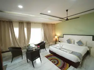 Saanaira Resort & Spa