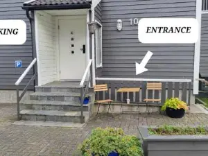 Fin Leilighet I Stille og Rolig område Med Gratis Privat Parkering!
