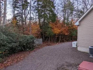 Luxury 4 Bedroom House in Pocono Mountains in Golf Course Near Lake
