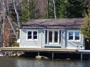 Majestic Maidstone Lake Property