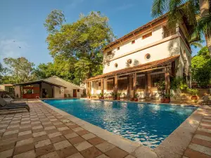 Mayaland Hotel & Bungalows