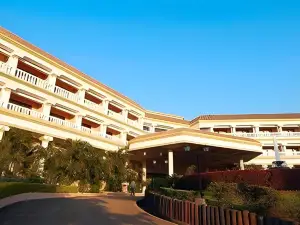 The Lagoona Resort