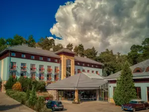 4 Pory Roku Resort Sauna & Spa