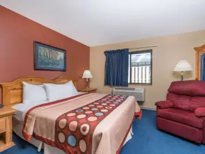 Super 8 by Wyndham Baxter/Brainerd Area