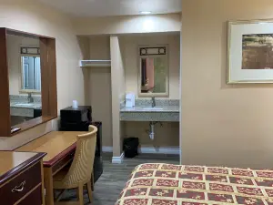 Budget Inn Motel