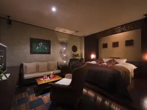 โรงแรมลูน แคลร์ - เฉพาะผู้ใหญ่เท่านั้น