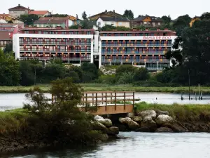 Apartamentos Bahía de Boó