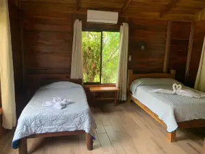 Cataratas Bijagua Lodge, Incluye Tour Autoguiado Bijagua Waterfalls Hike
