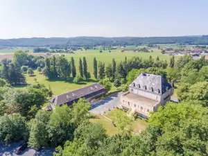 Hôtel avec piscine - Chateau de Puy Robert Lascaux - Montignac-Lascaux - Sarlat - Dordogne