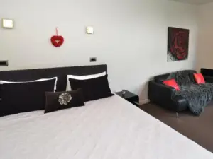 Platinum Lodge