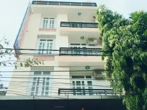 Nha Nghi Hoang Hoa