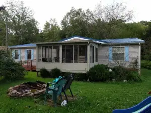 Thomas Holiday Home