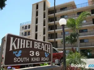 Kihei Beach #402 by Ali'i Resorts