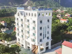 Khách Sạn Tam Chúc